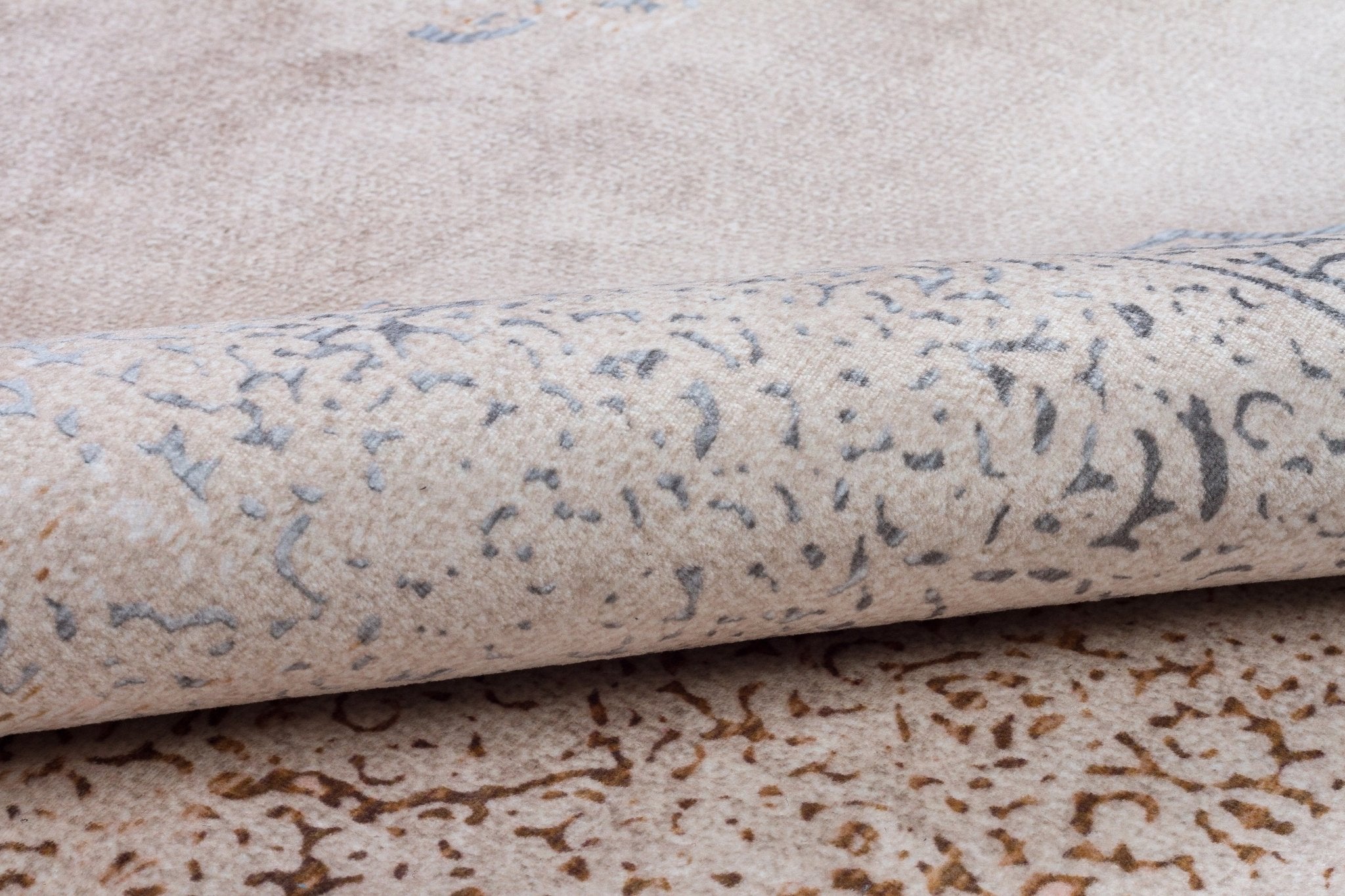khamse rug今だけお値下げ！ Antique Khamseh Oriental Rug 5'0” X 6'7” #8099 - ANTIQUE
